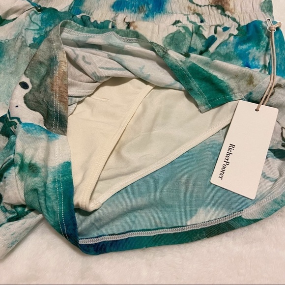 Richer Poorer Sleep Short in Watercolor - Picture 8 of 8